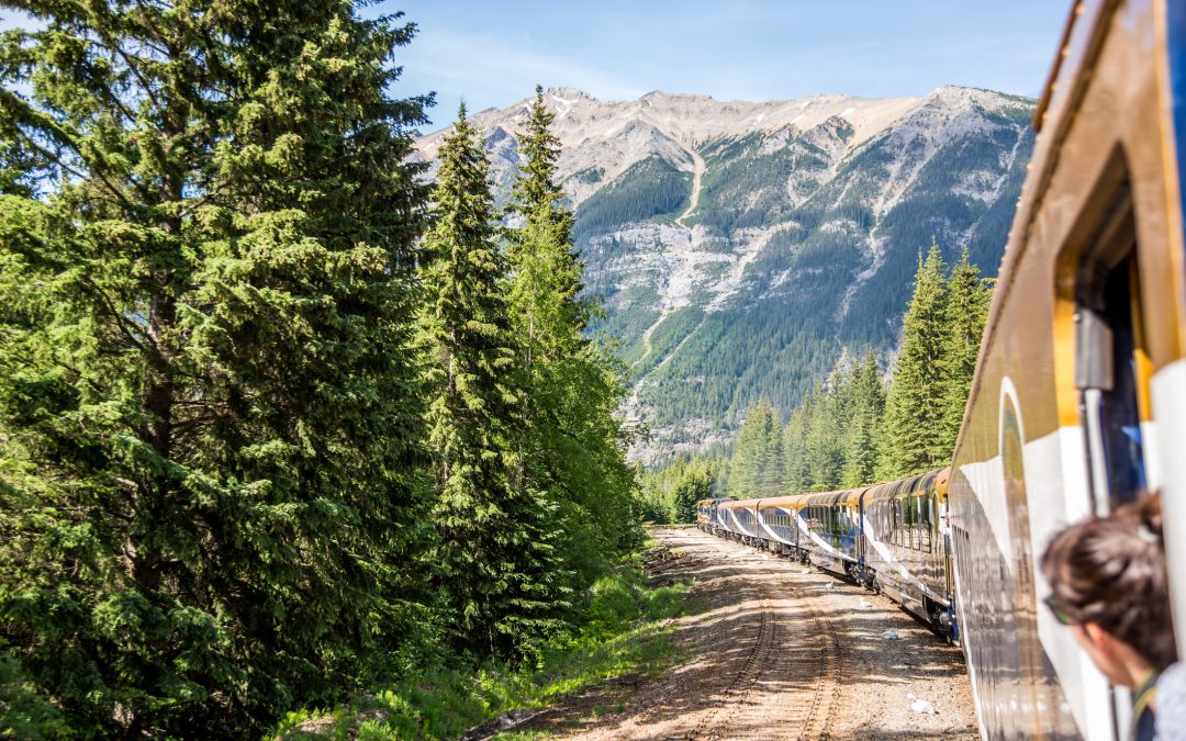 LUXURY TRAIN ROUTE FROM MOAB TO DENVER COMING